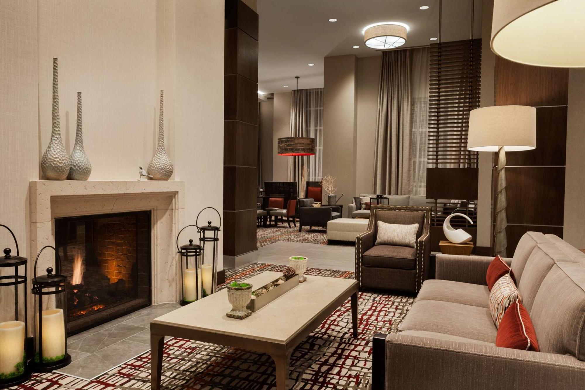 Hilton Garden Inn Charlotte Southpark Exterior photo